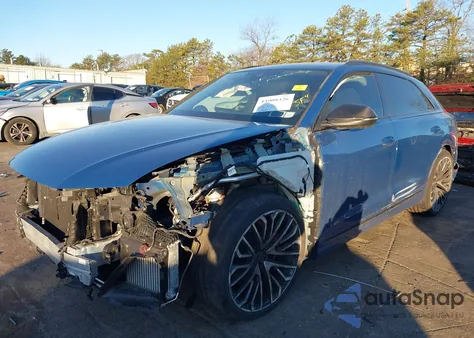 2024 Audi Sq8 Premium Plus 4.0 Tfsi Quattro z USA, uszkodzony, nr VIN WA1AWBF12RD008227